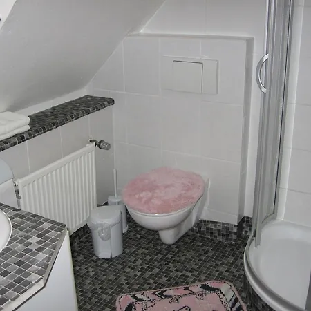Ines Und Frank Kronsberg Apartment